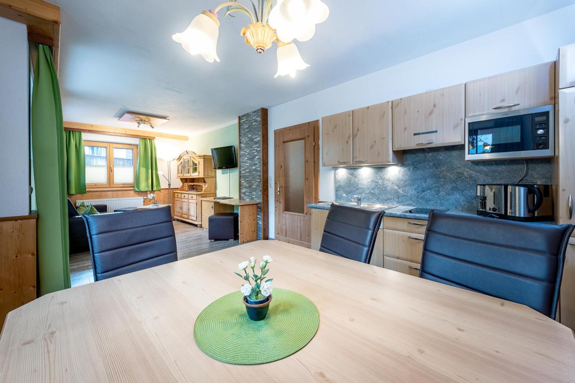 AlpenLiving Appartement Mayrhofen Buitenkant foto